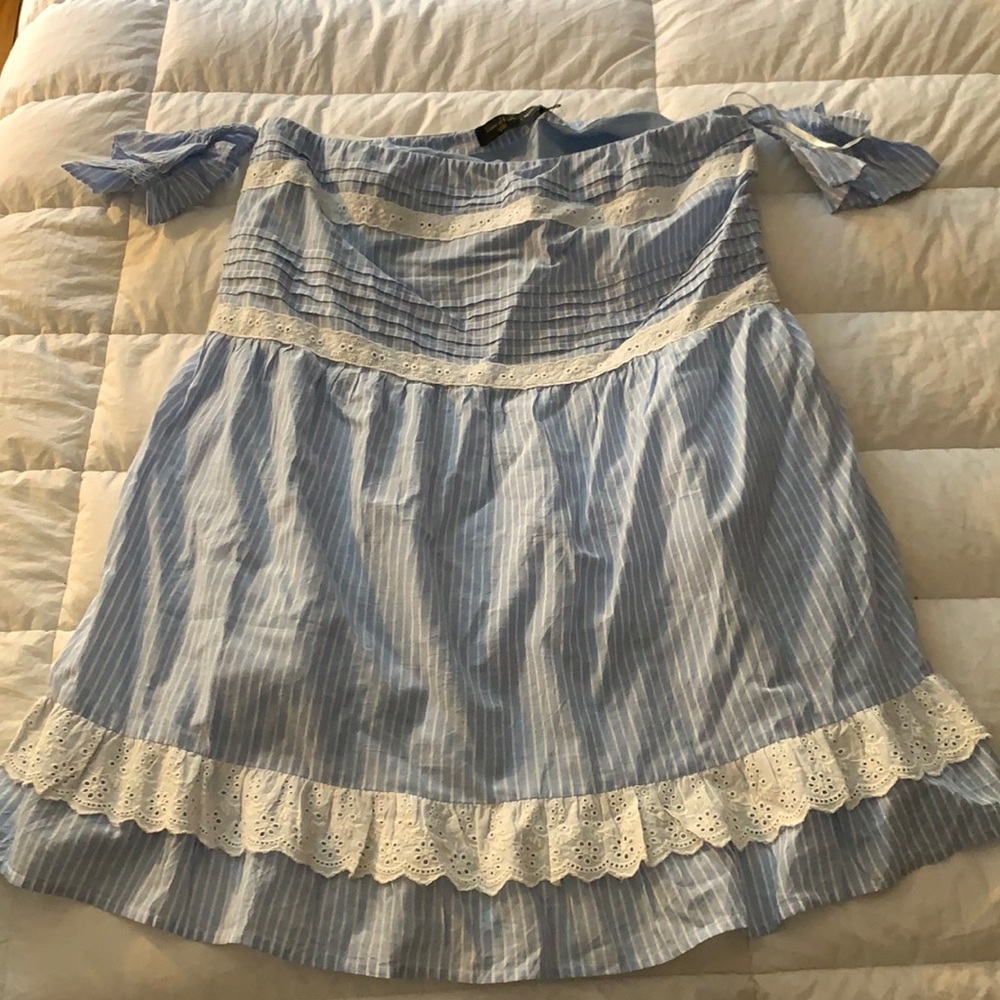 House of Harlow off the shoulder dress